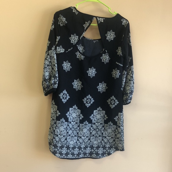 Mini dress - Picture 2 of 3